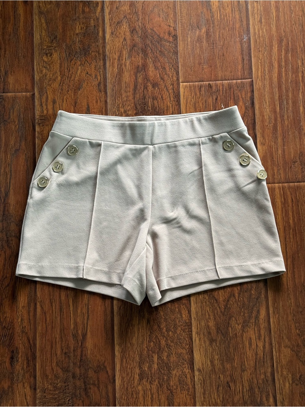 High-Waist Light Gray Button-Trim Women's Shorts